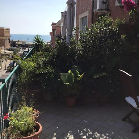 Ostia Bed And Beach Exterior foto
