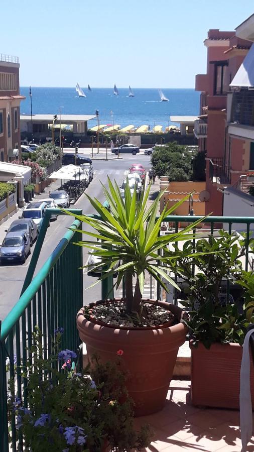 Ostia Bed And Beach Exterior foto