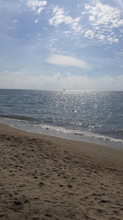 Ostia Bed And Beach Exterior foto