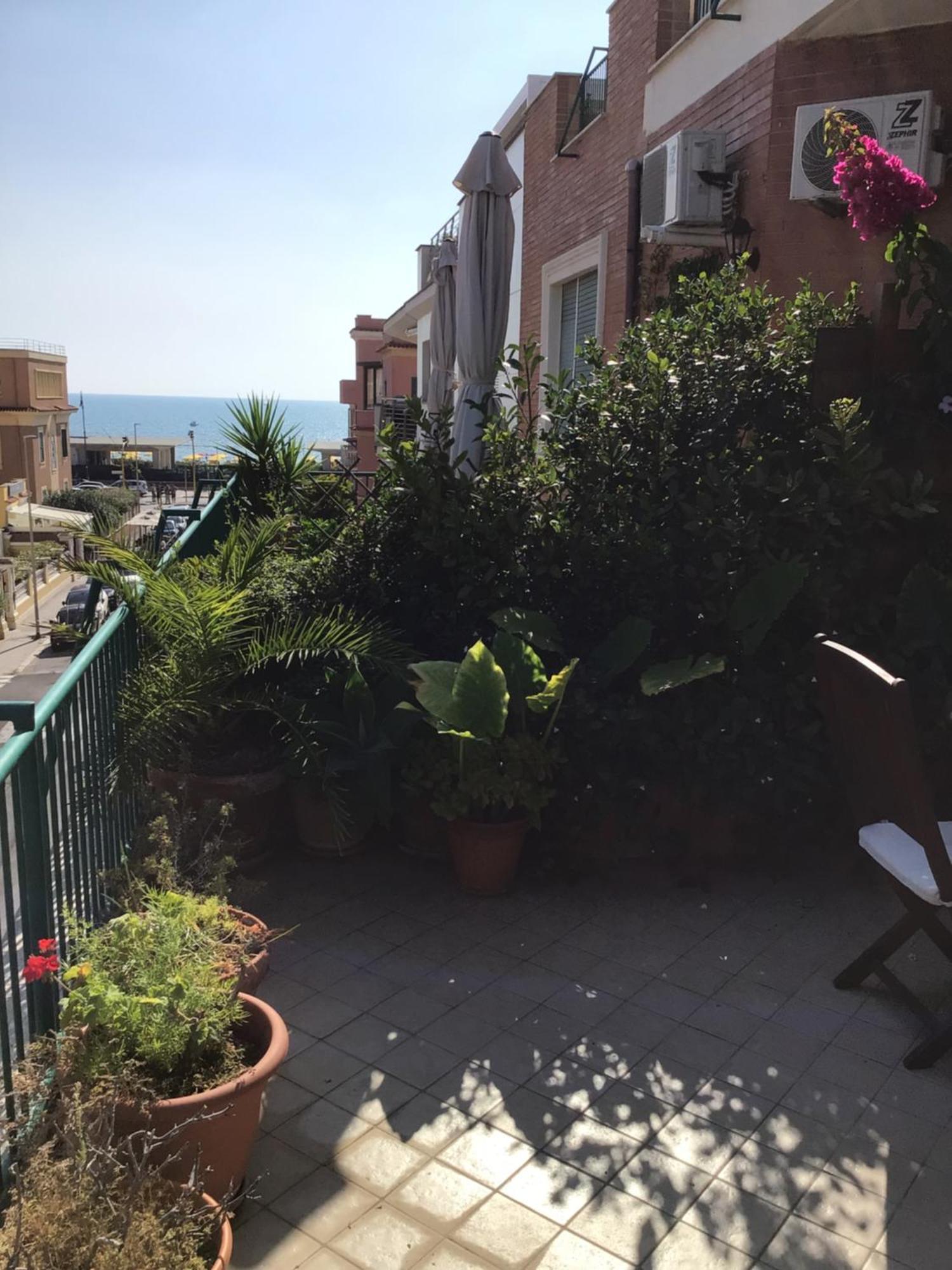 Ostia Bed And Beach Exterior foto